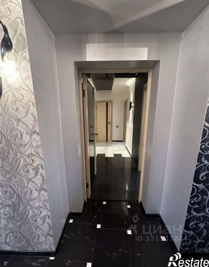 3-комн квартира ул Дзержинского, 97Б,  д. 97Б