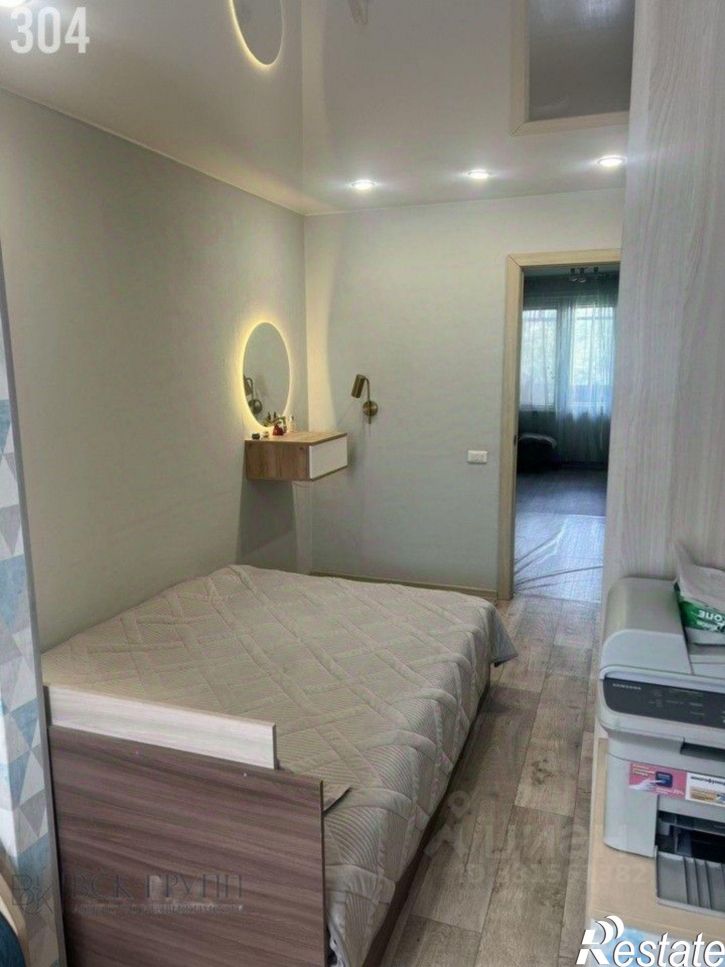 2-комн квартира пр-кт Победы, 372,  д. 372