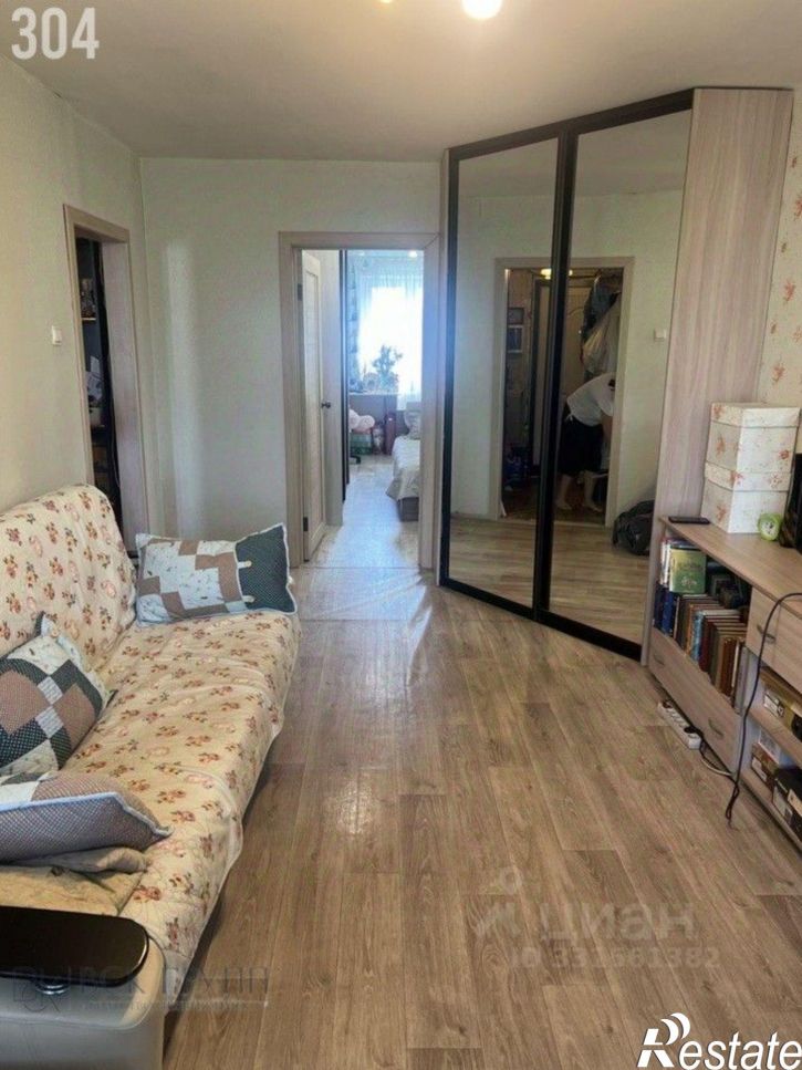 2-комн квартира пр-кт Победы, 372,  д. 372