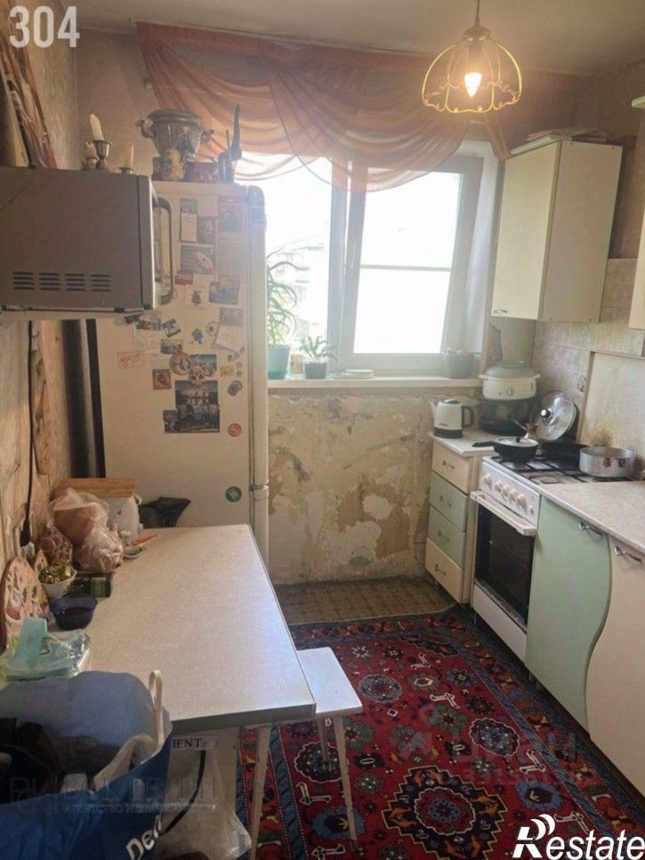 2-комн квартира пр-кт Победы, 372,  д. 372