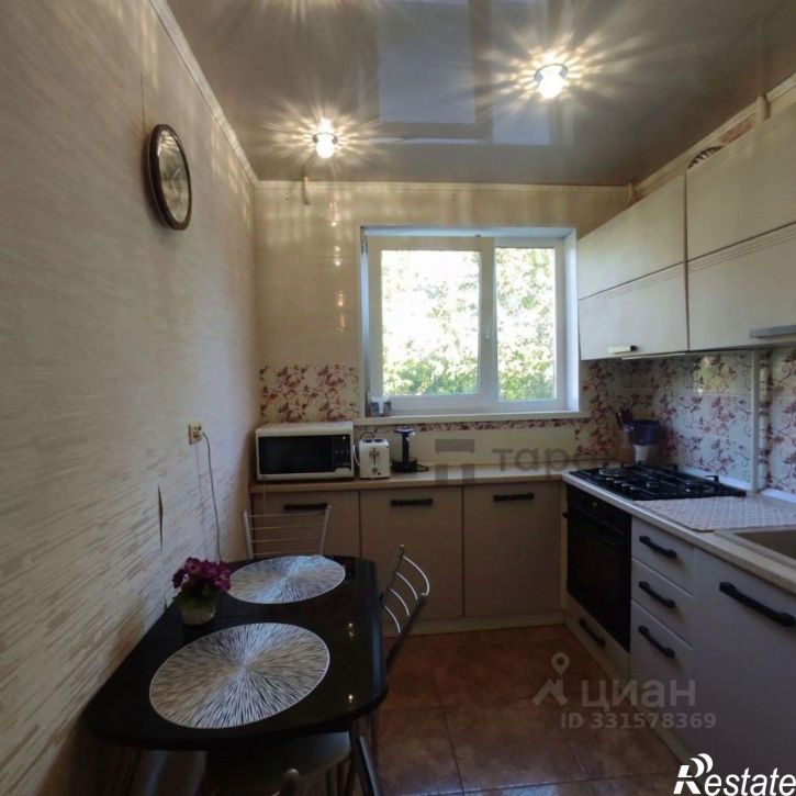 3-комн квартира Ереванская улица, 10,  д. 10