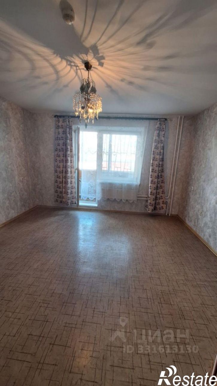 2-комн квартира пр-кт Победы, 215,  д. 215