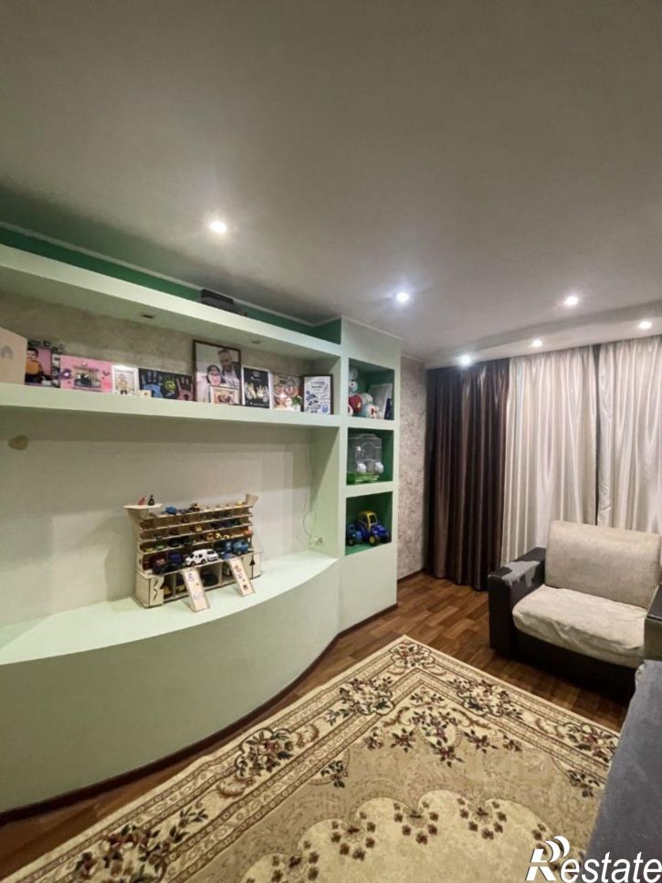 3-комн квартира ул Комарова, 112А,  д. 112А
