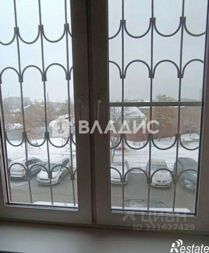 2-комн квартира пр-кт Победы, 215,  д. 215