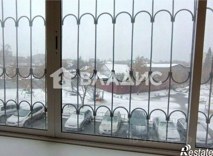 2-комн квартира пр-кт Победы, 215,  д. 215
