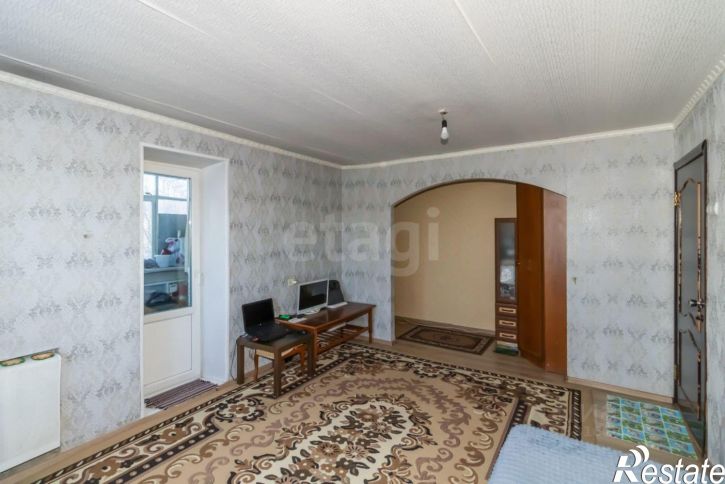 3-комн квартира ул Дзержинского, 125,  д. 125