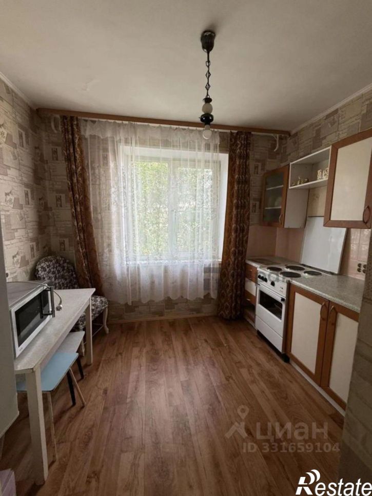 2-комн квартира ул Молодогвардейцев, 61,  д. 61
