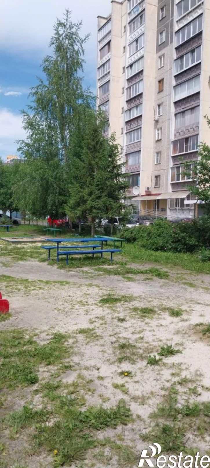 3-комн квартира ул Университетская Набережная, 36Б,  д. 36Б