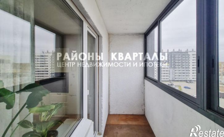3-комн квартира улица Дмитрия Неаполитанова, 30
