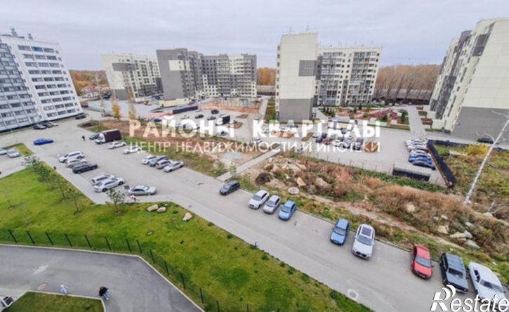 3-комн квартира улица Дмитрия Неаполитанова, 30
