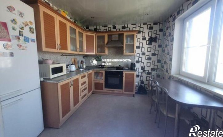 3-комн квартира Свердловский пр-кт, 10А,  д. 10А