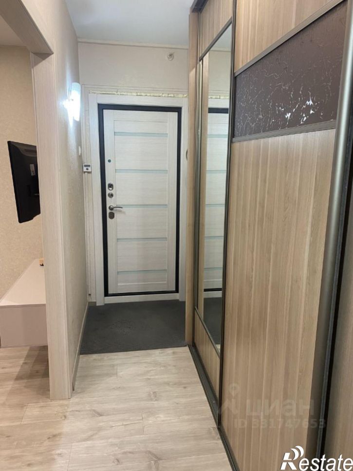 2-комн квартира ул Академика Сахарова, 10,  д. 10