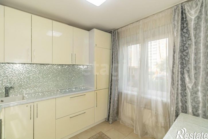 2-комн квартира ул Академика Королева, 52,  д. 52