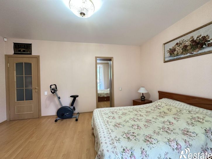 2-комн квартира ул 3-го Интернационала, 58,  д. 58