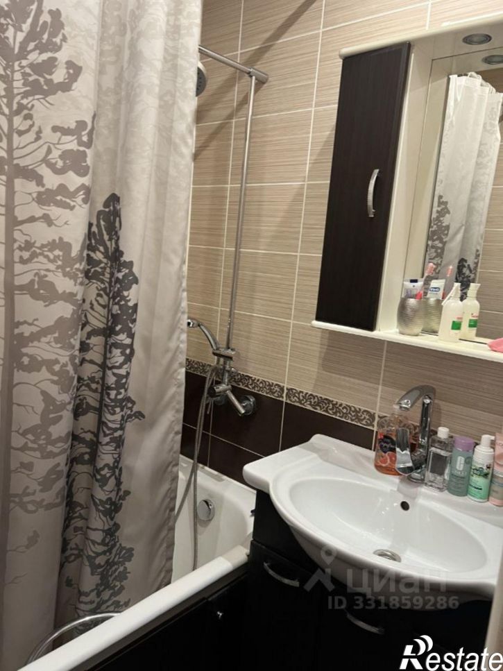 2-комн квартира ул Горького, 5,  д. 5