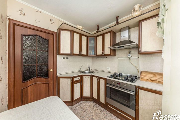 4-комн квартира ул Бурденюка, 14,  д. 14