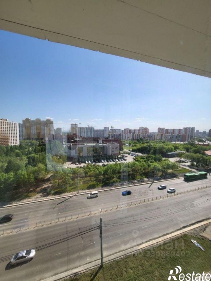 3-комн квартира ул Братьев Кашириных, 98,  д. 98