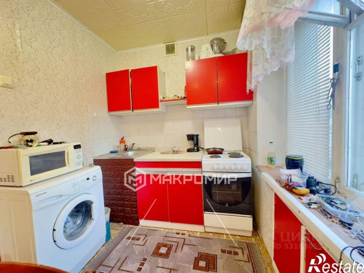 2-комн квартира ул Лазурная, 8А,  д. 8А