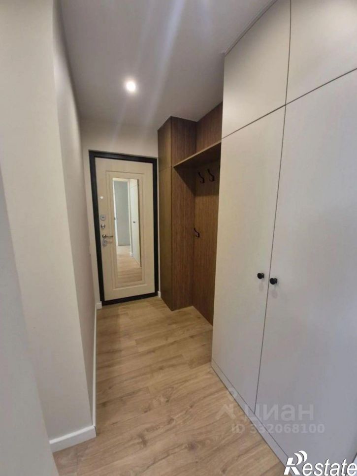 2-комн квартира пр-кт Победы, 346,  д. 346