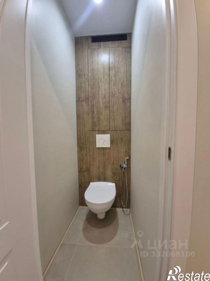 2-комн квартира пр-кт Победы, 346,  д. 346