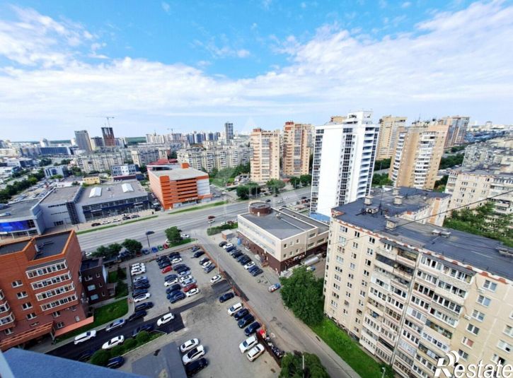 3-комн квартира ул Братьев Кашириных, 122А,  д. 122А