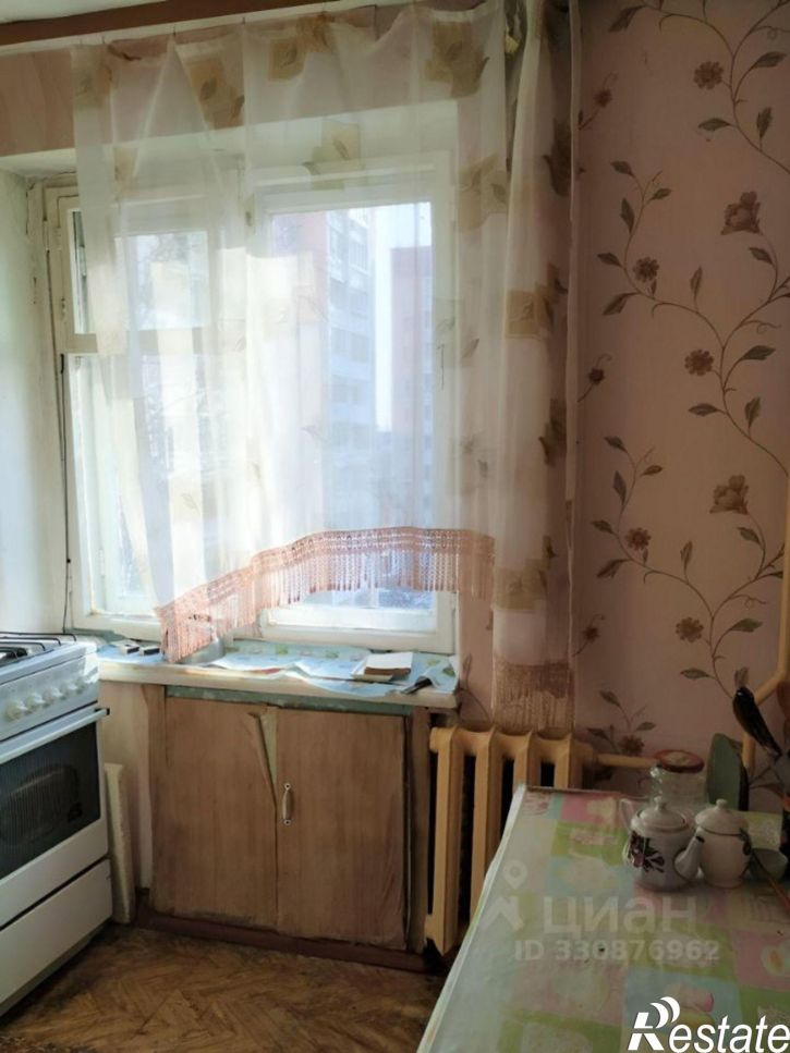 2-комн квартира ул Знаменская, 3,  д. 3