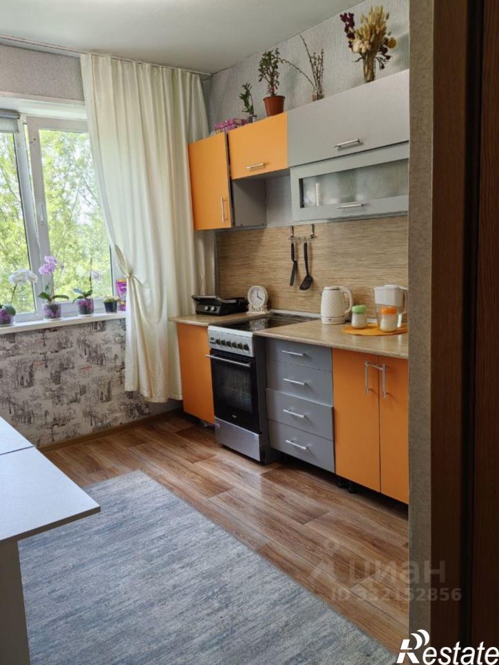 2-комн квартира пр-кт Победы, 335,  д. 335