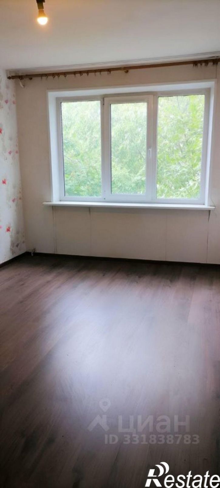 3-комн квартира ул Ворошилова, 15,  д. 15