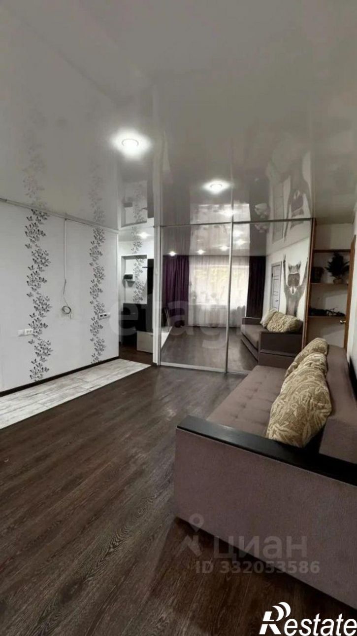 2-комн квартира ул 60-летия Октября, 10,  д. 10