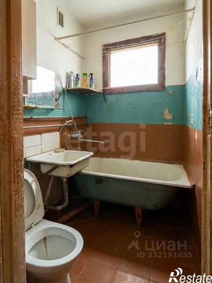 3-комн квартира ул 60-летия Октября, 38,  д. 38