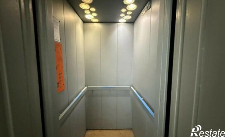 2-комн квартира Свердловский пр-кт, 8А,  д. 8А
