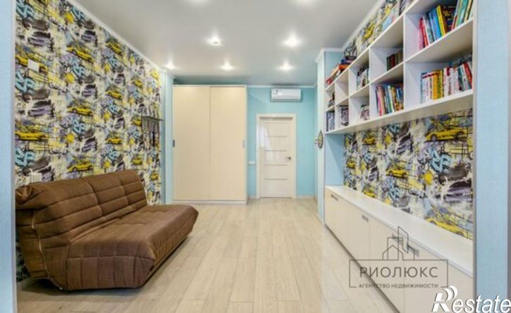 3-комн квартира пр-кт Героя России Родионова Е.Н., 12,  д. 12