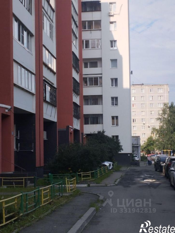 2-комн квартира Комсомольский пр-кт, 74,  д. 74