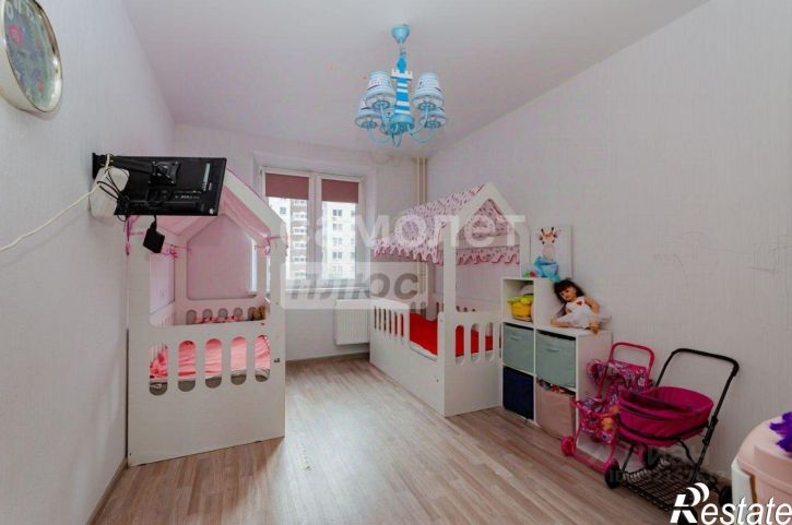 3-комн квартира ул Бейвеля, 118,  д. 118