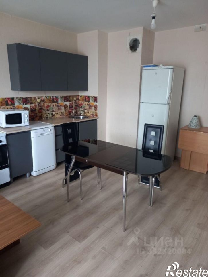 3-комн квартира Краснопольский пр-кт, 11,  д. 11