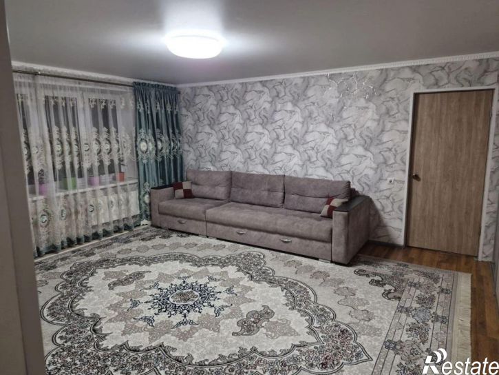 3-комн квартира ул Комаровского, 11,  д. 11