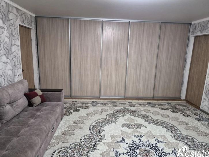 3-комн квартира ул Комаровского, 11,  д. 11