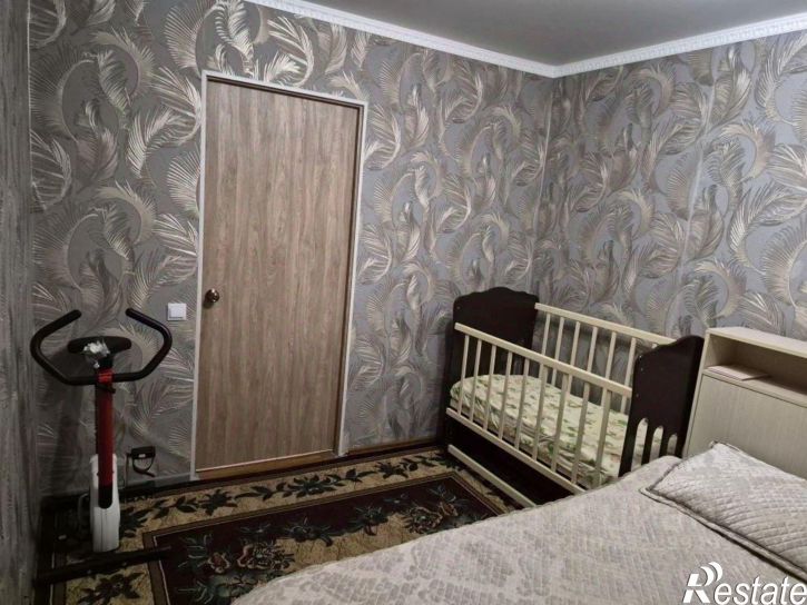 3-комн квартира ул Комаровского, 11,  д. 11