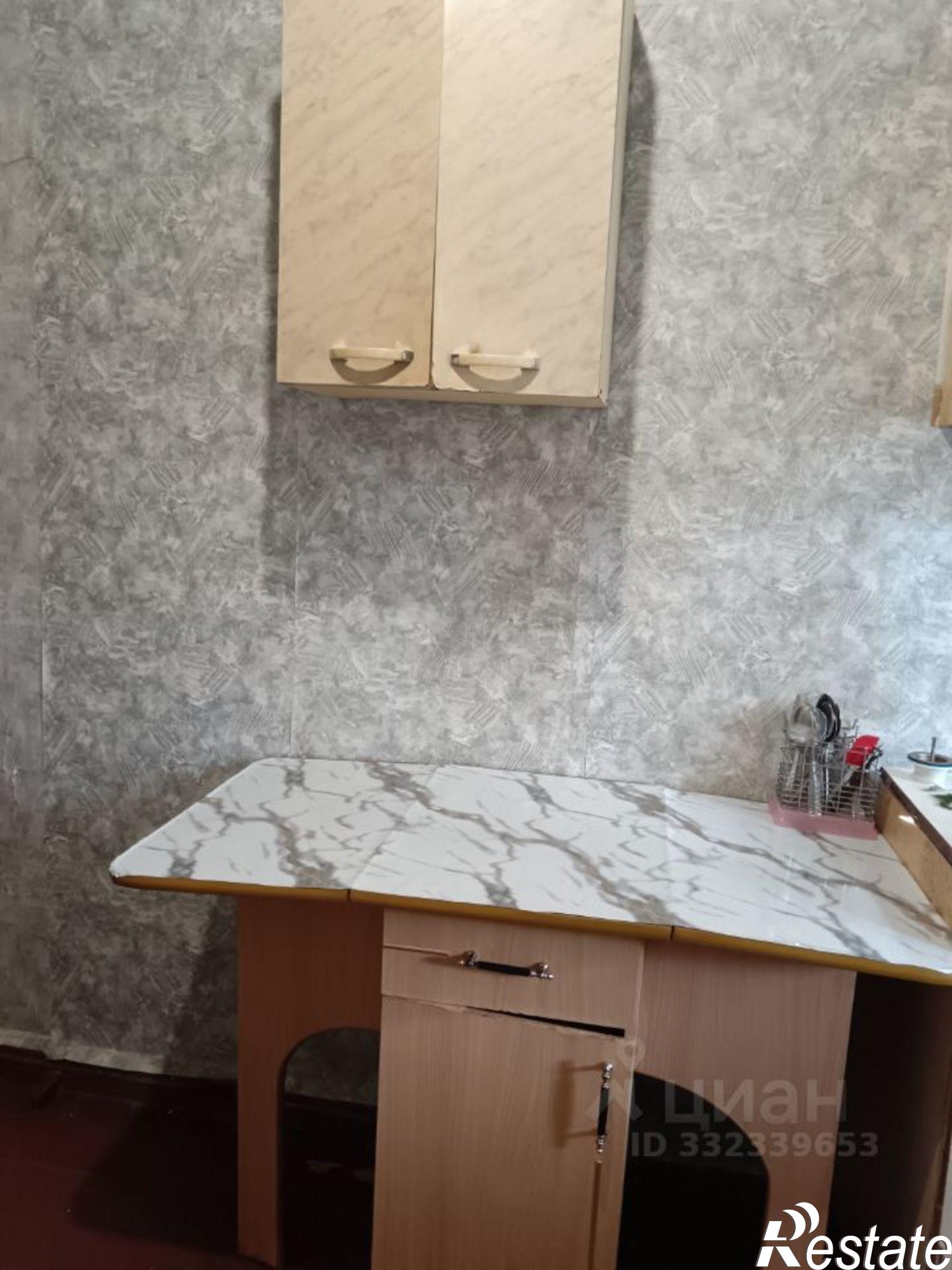 Сдать комнату за 13 000 рублей на Канатовский пер, 4