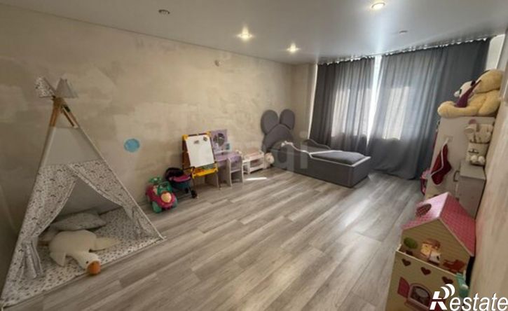 3-комн квартира ул Лазурная, 2,  д. 2