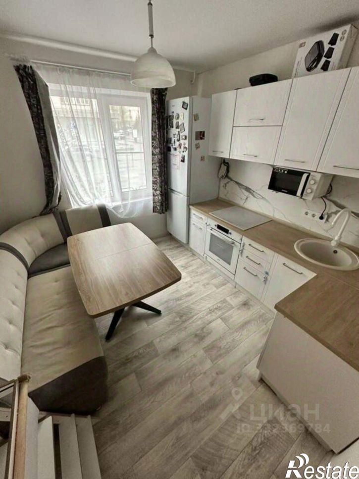 2-комн квартира ул Коммуны, 80,  д. 80