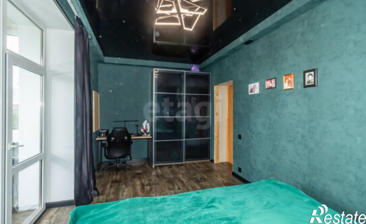3-комн квартира ул Героев Танкограда, 102,  д. 102