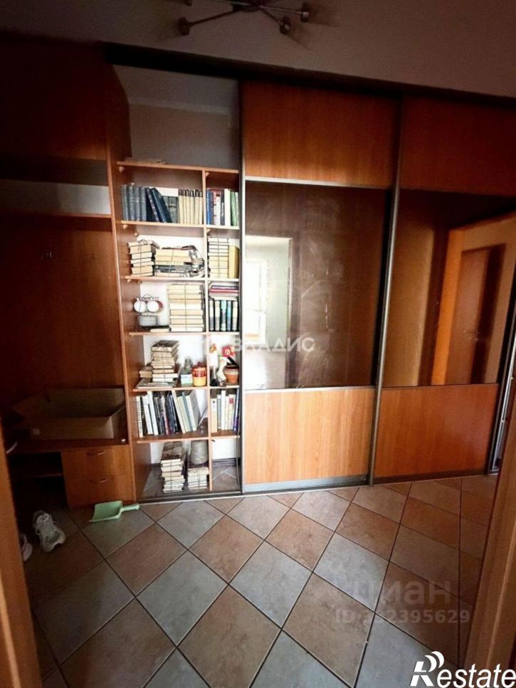 2-комн квартира ул Университетская Набережная, 82,  д. 82