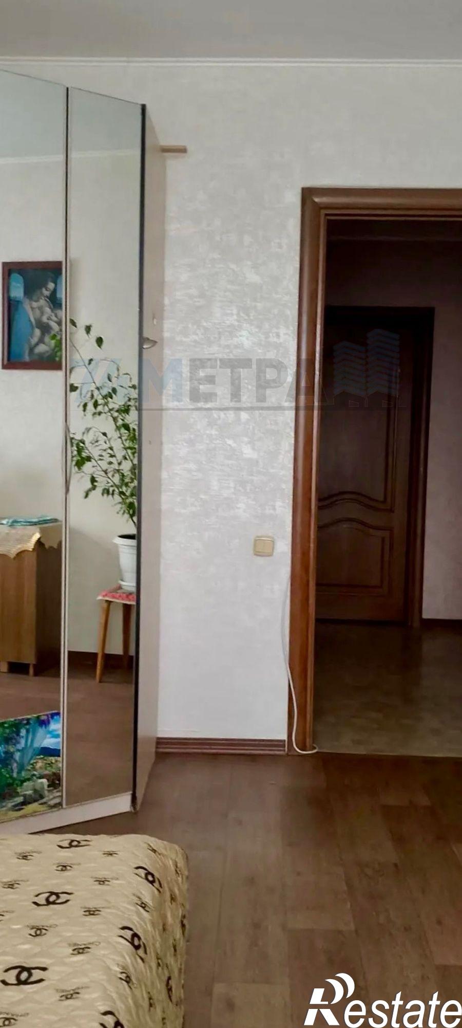 Сдать комнату за 12 000 рублей на Агалакова ул, 30