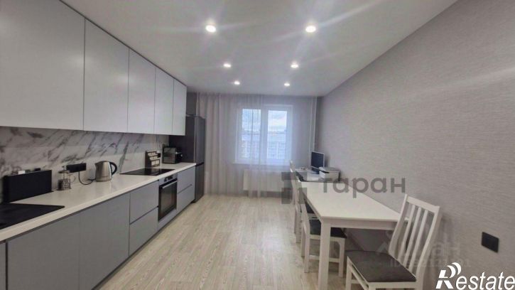 3-комн квартира ул Университетская Набережная, 99,  д. 99