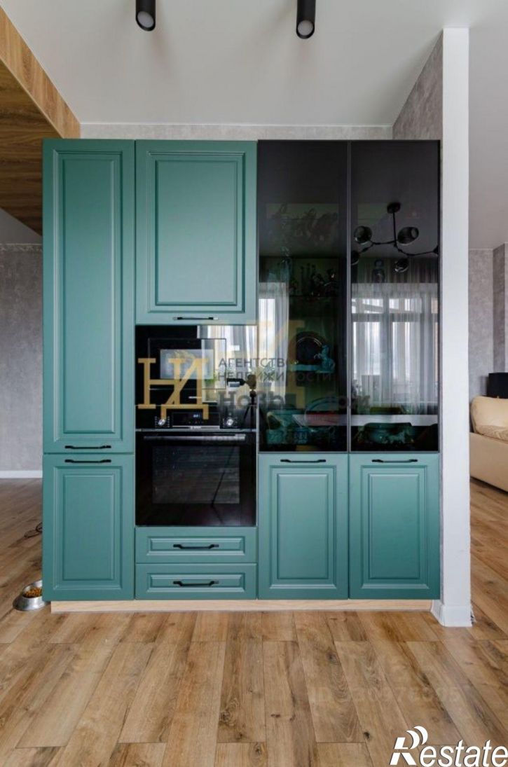 4-комн квартира пр-кт Победы, 238,  д. 238