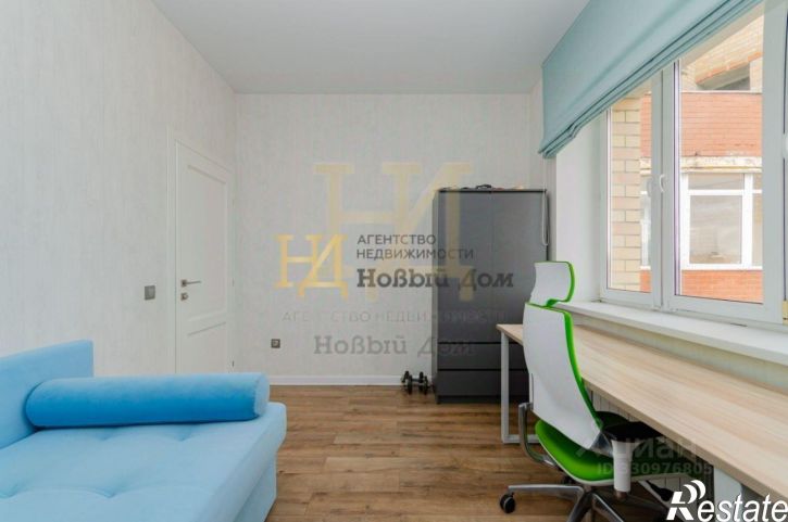 4-комн квартира пр-кт Победы, 238,  д. 238
