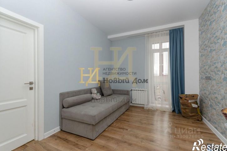 4-комн квартира пр-кт Победы, 238,  д. 238