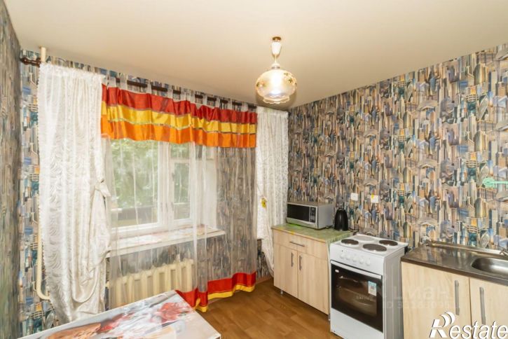 4-комн квартира пер Лобинский 10-й, 1,  д. 1