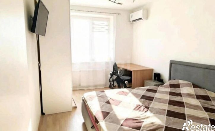 2-комн квартира ул Архитектора Александрова, 8,  д. 8